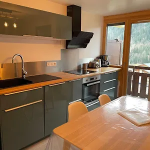 2 Pièces - 4 Personnes Châtel