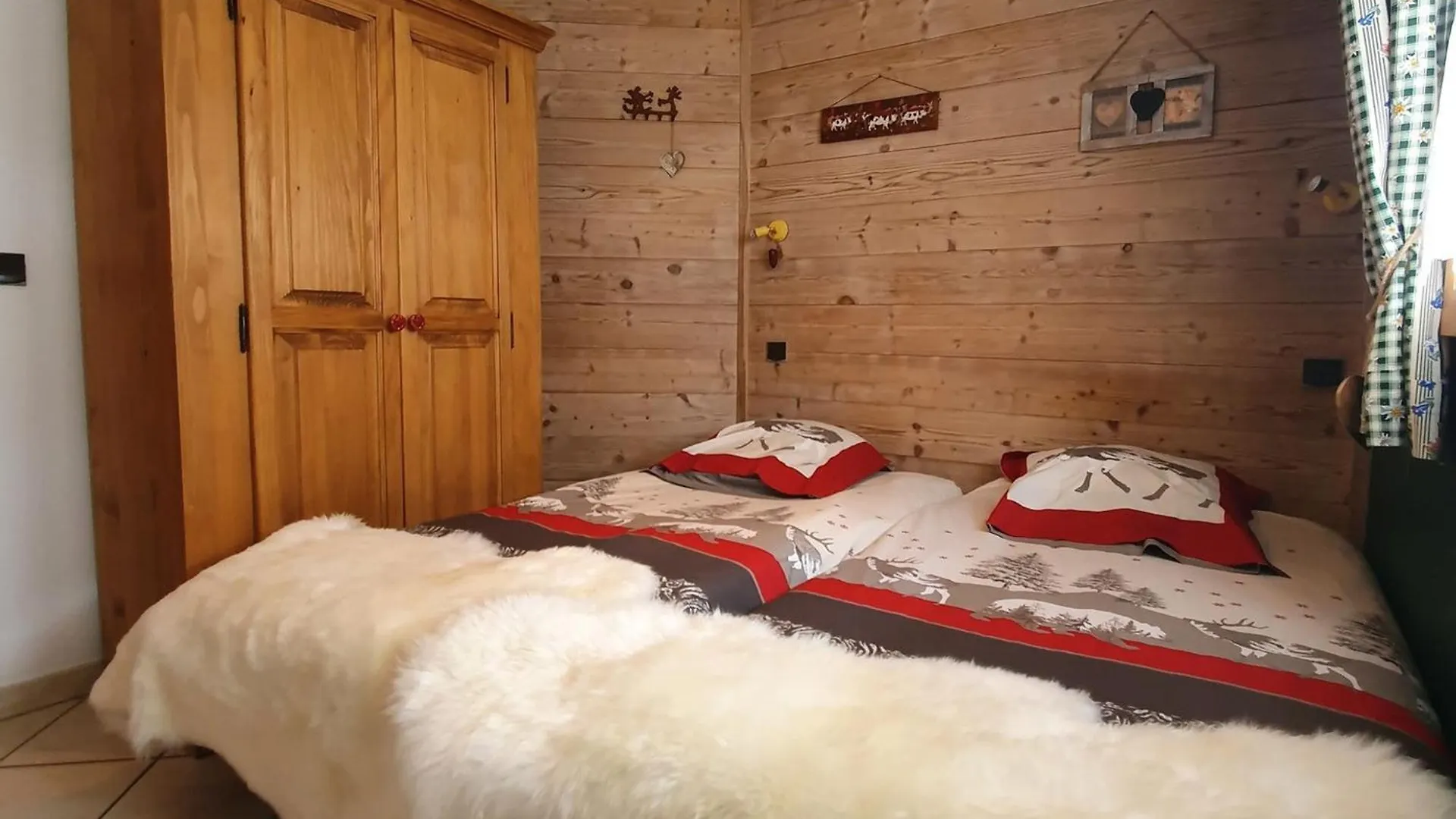 Chalet Douillet A Chatel - 5 Pers., 3 Ch. - Fr-1-676-212